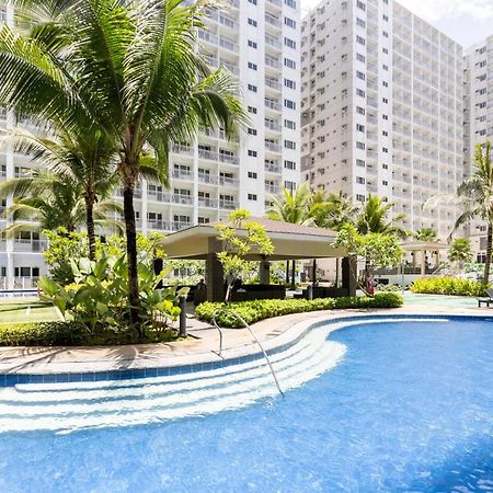 Staycation At Shore - Direct Pool Манила Екстериор снимка