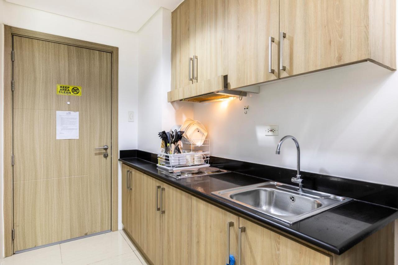 Staycation At Shore - Direct Pool Манила Екстериор снимка